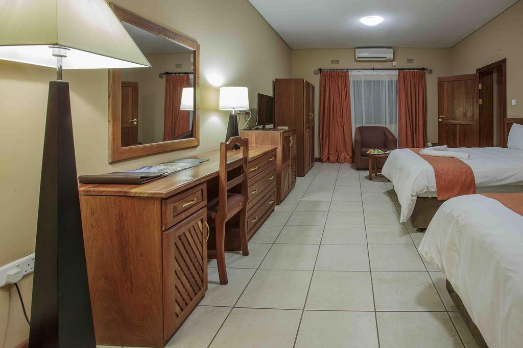 M'Kango Golfview Hotel Lusaka Exteriér fotografie