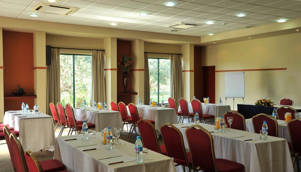 M'Kango Golfview Hotel Lusaka Exteriér fotografie