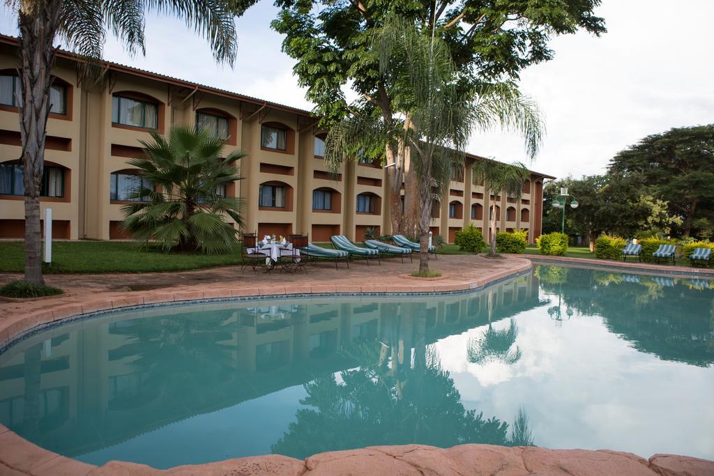 M'Kango Golfview Hotel Lusaka Exteriér fotografie